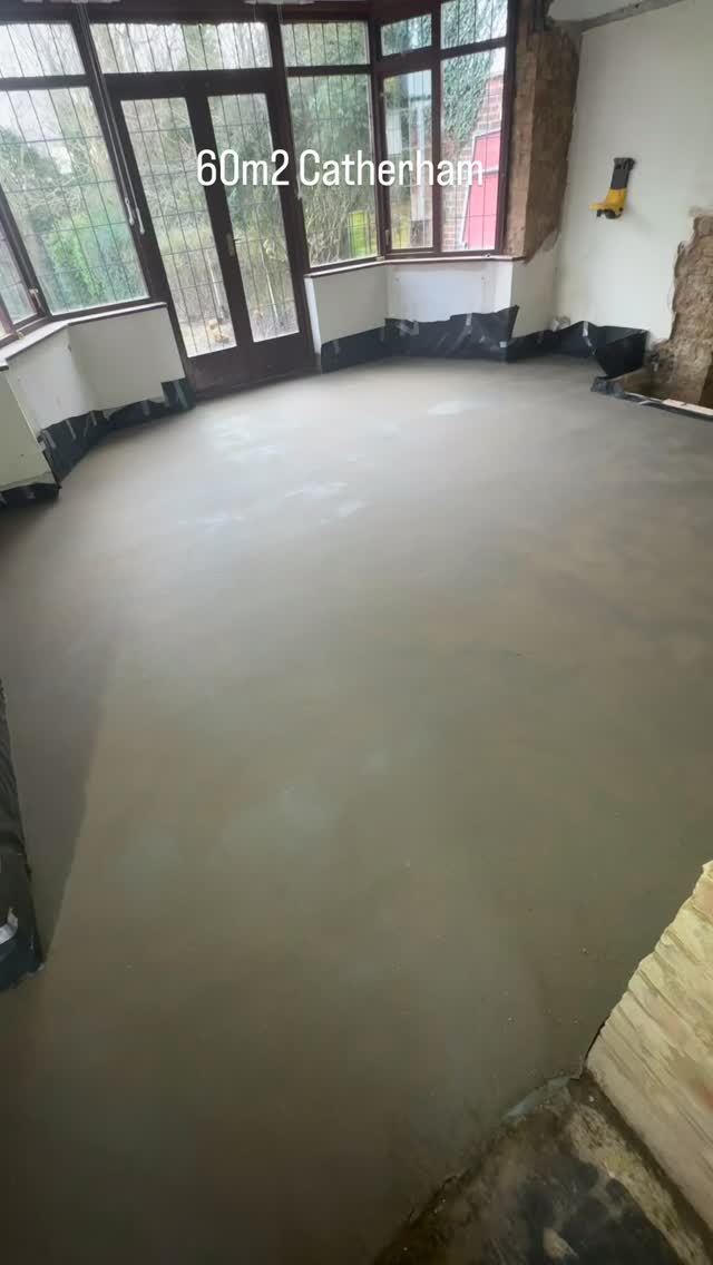 Floor screed, Caterham